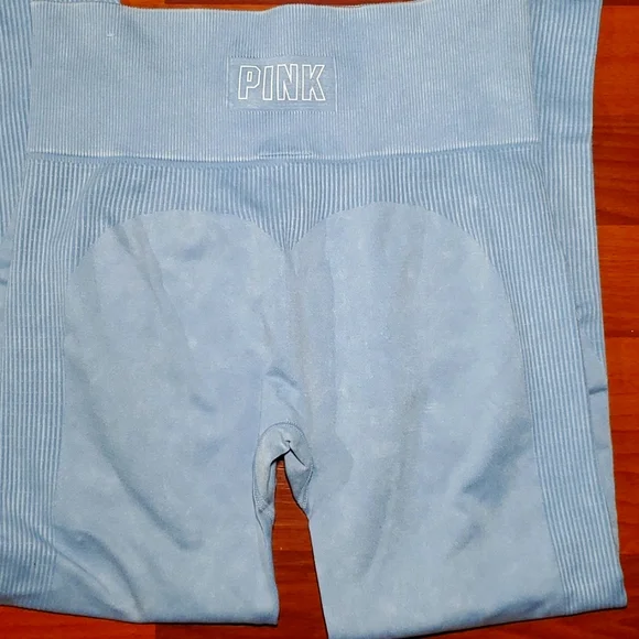 PINK VS Seamless leggings & top set - Picture 6 of 9